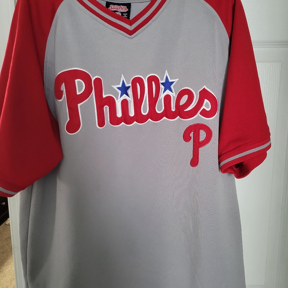 Phillies Jersey